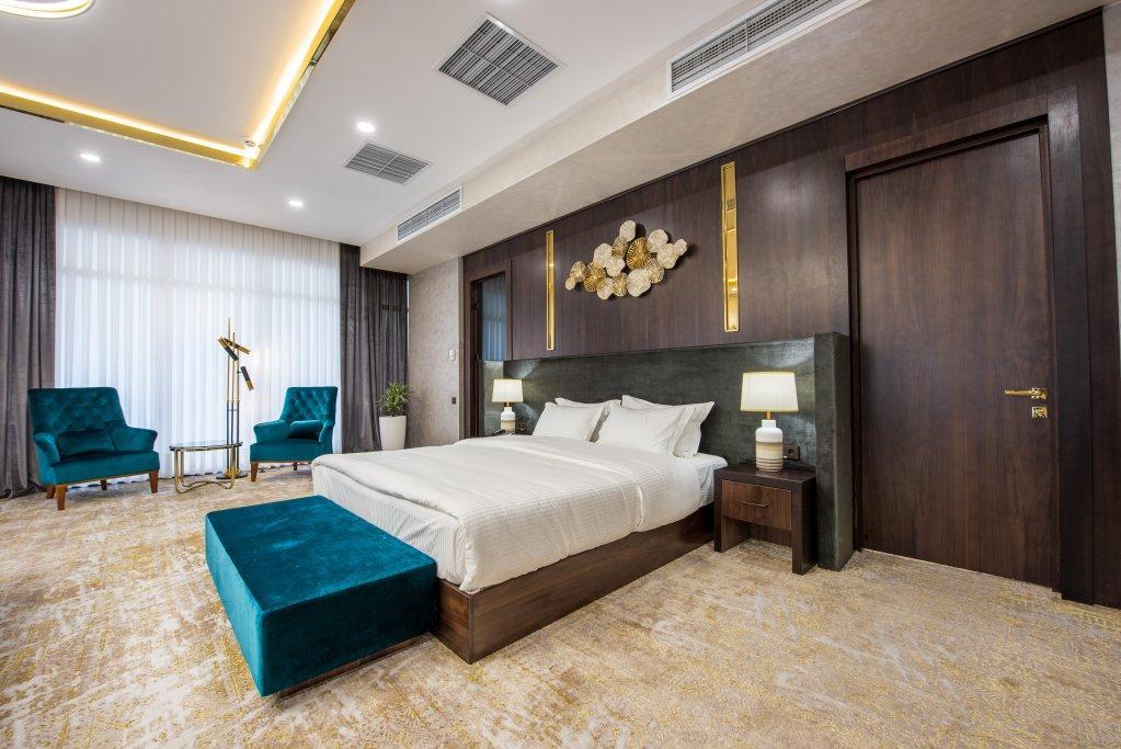 ホテル Wyndham Garden タシュケント エクステリア 写真
