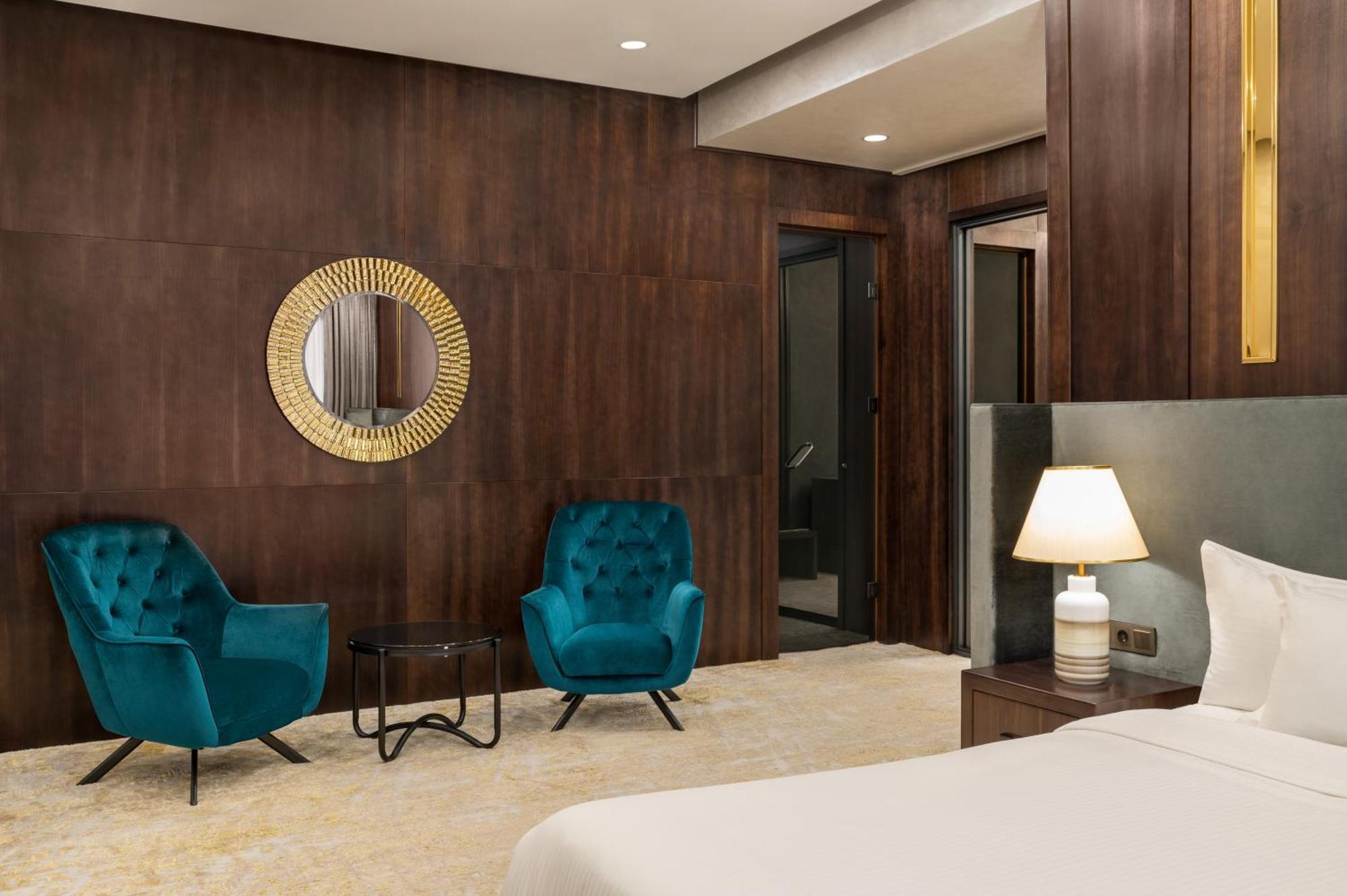 ホテル Wyndham Garden タシュケント エクステリア 写真